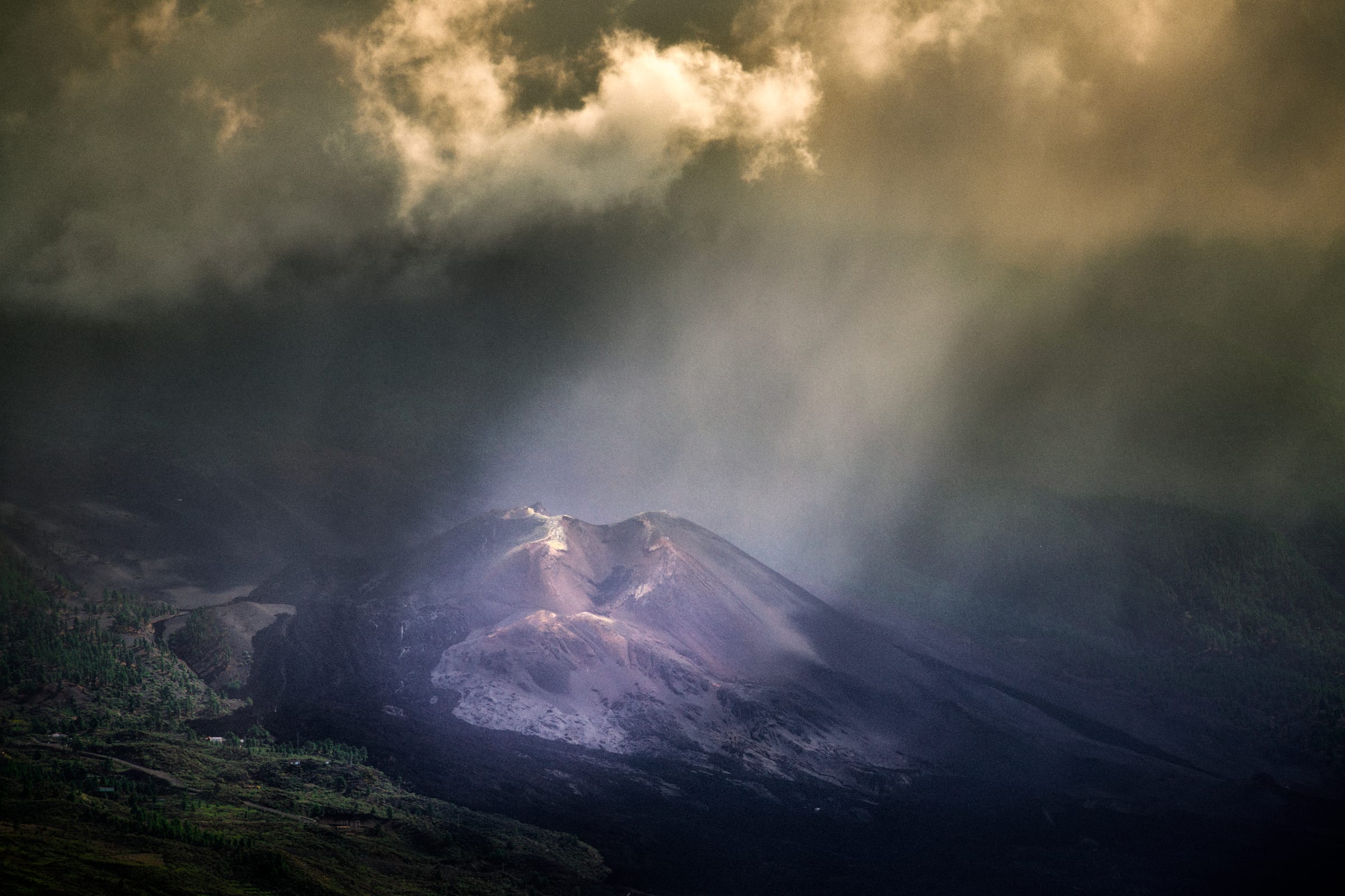 Tajogaite volcano in a sunray storm